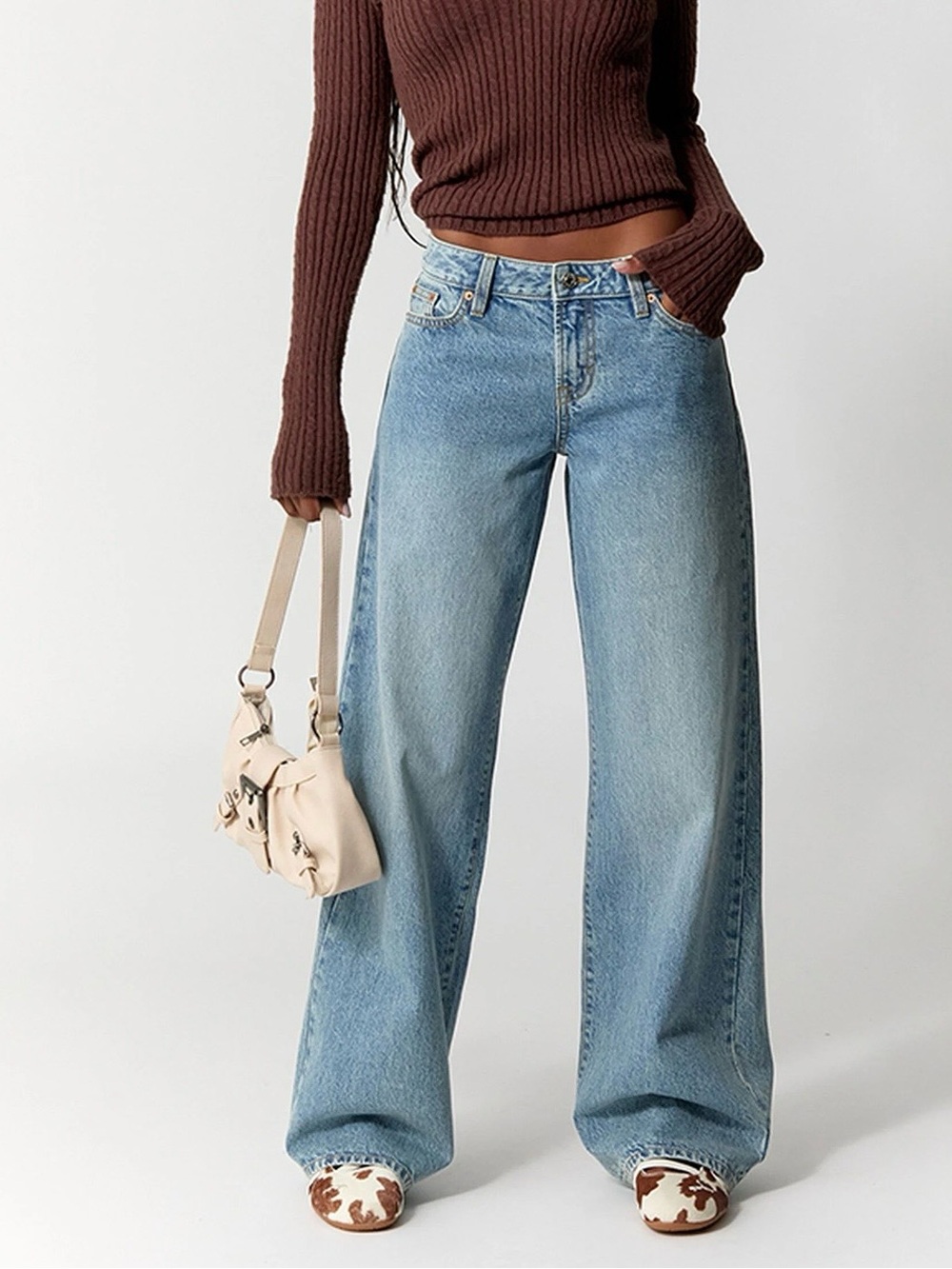 Pacsun Casey Low Rise Baggy Jeans Light Wash Blue, 25